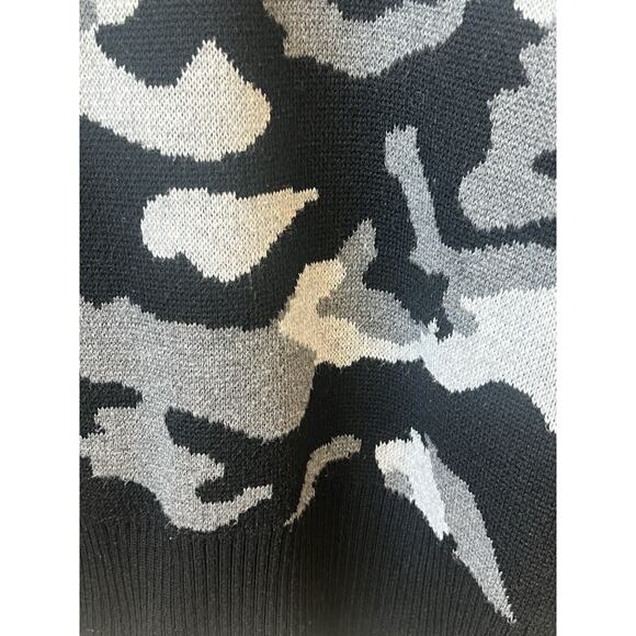 Marissa Webb Camo Sweater Black Grey Cropped Streetwear Urban, Size XS Oversized - Picture 4 of 8